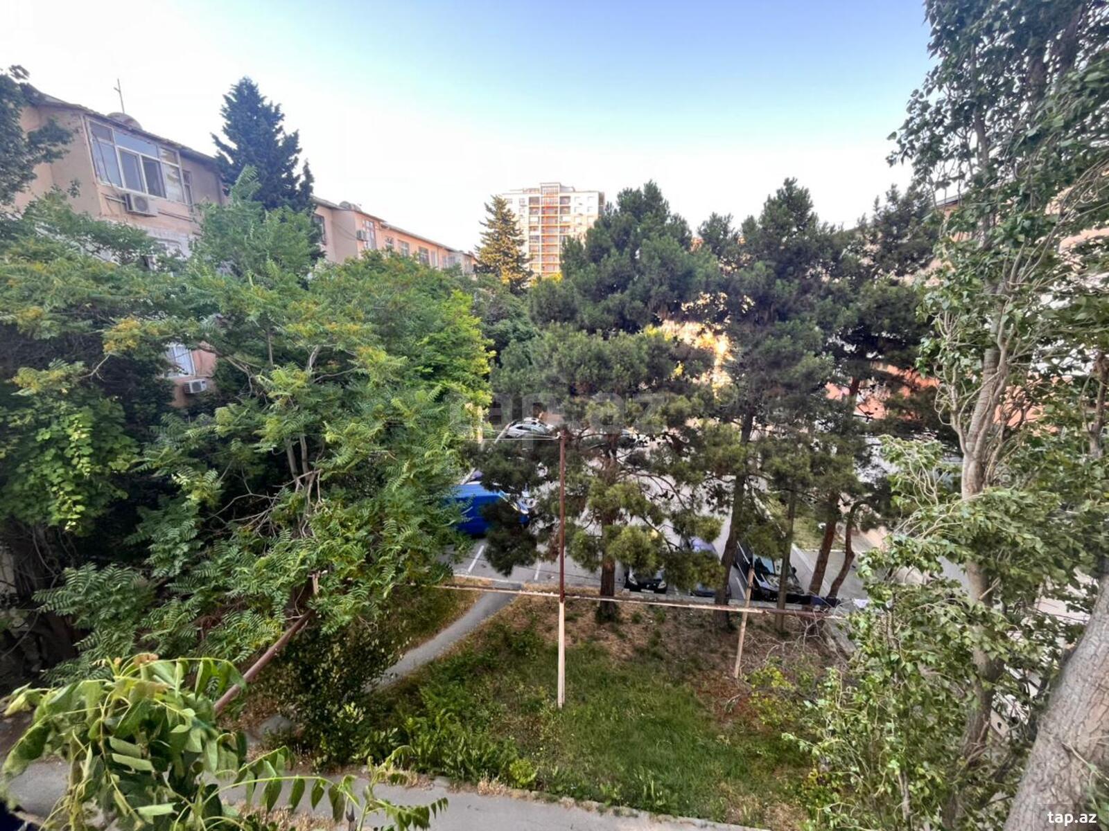 3-otaqlı mənzil, Memar Əcəmi m., 57 m²