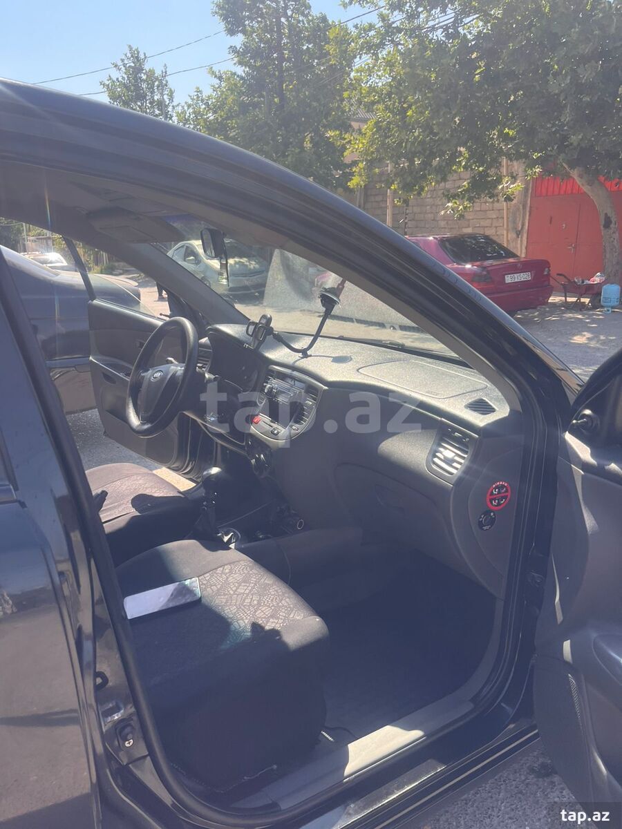 KIA Rio, 2007 il (8)
