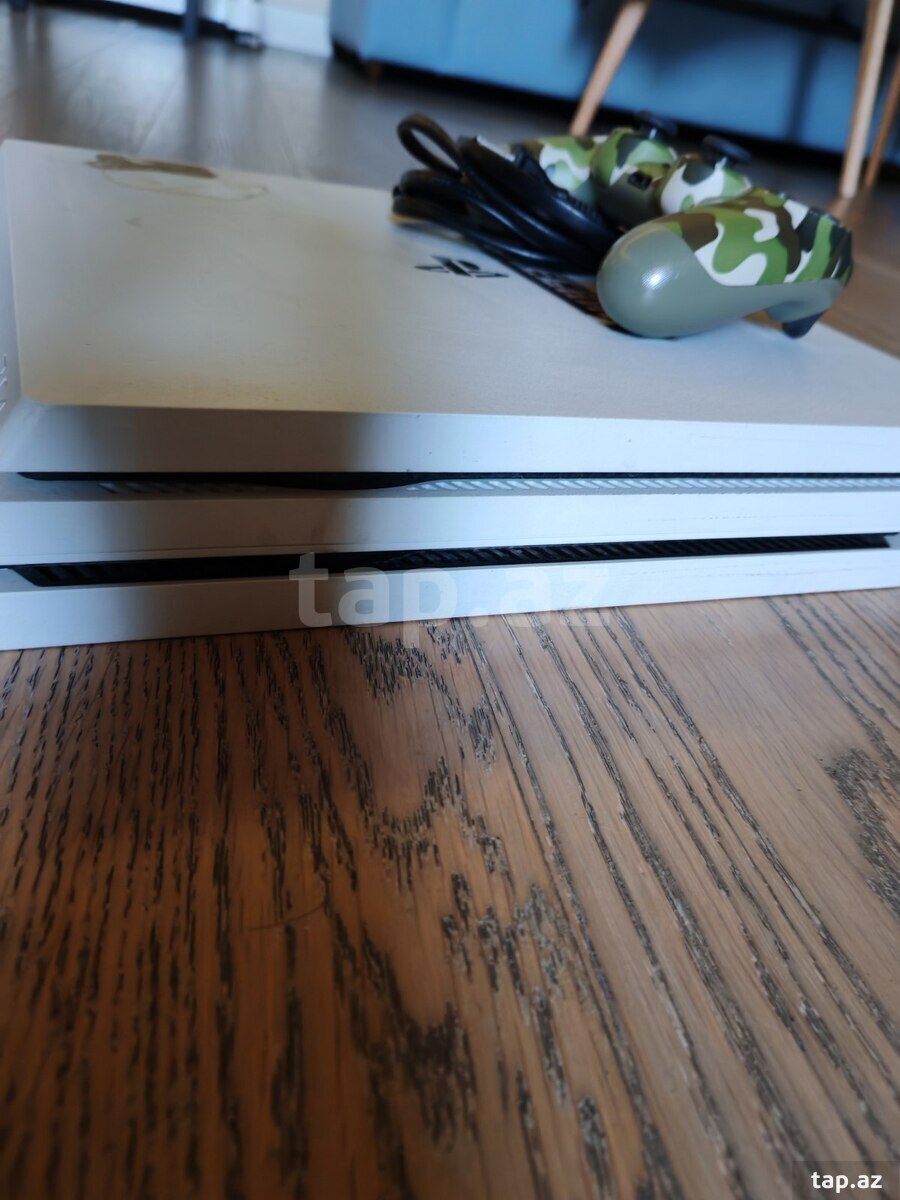 Sony PlayStayStation 4 Pro (3)