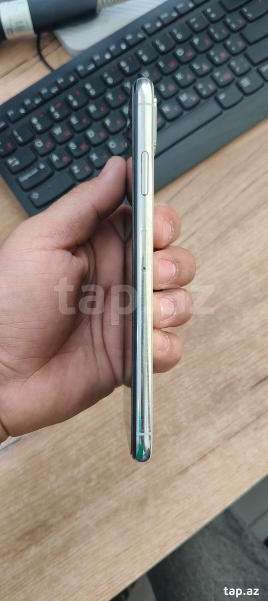 Apple iPhone XS Max Silver 256GB/4GB (8)