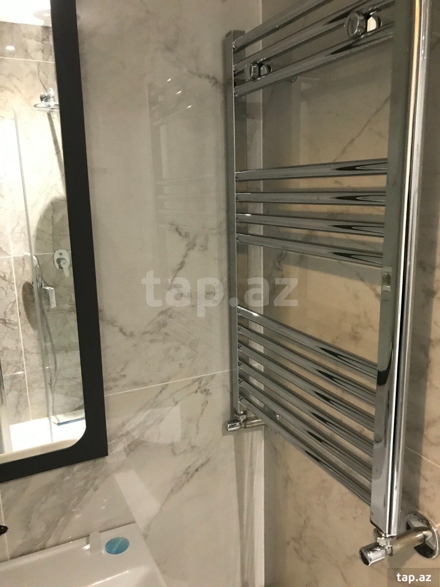 2-otaqlı yeni tikili kirayə verilir, Müstəqillik küç., 50 m² (23)