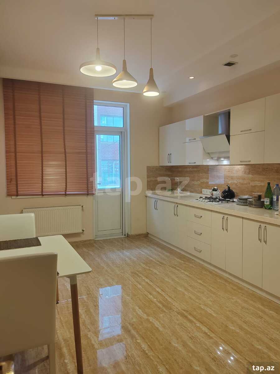 3-otaqlı yeni tikili kirayə verilir, Ağadadaş Qurbanov küç., 150 m² (6)