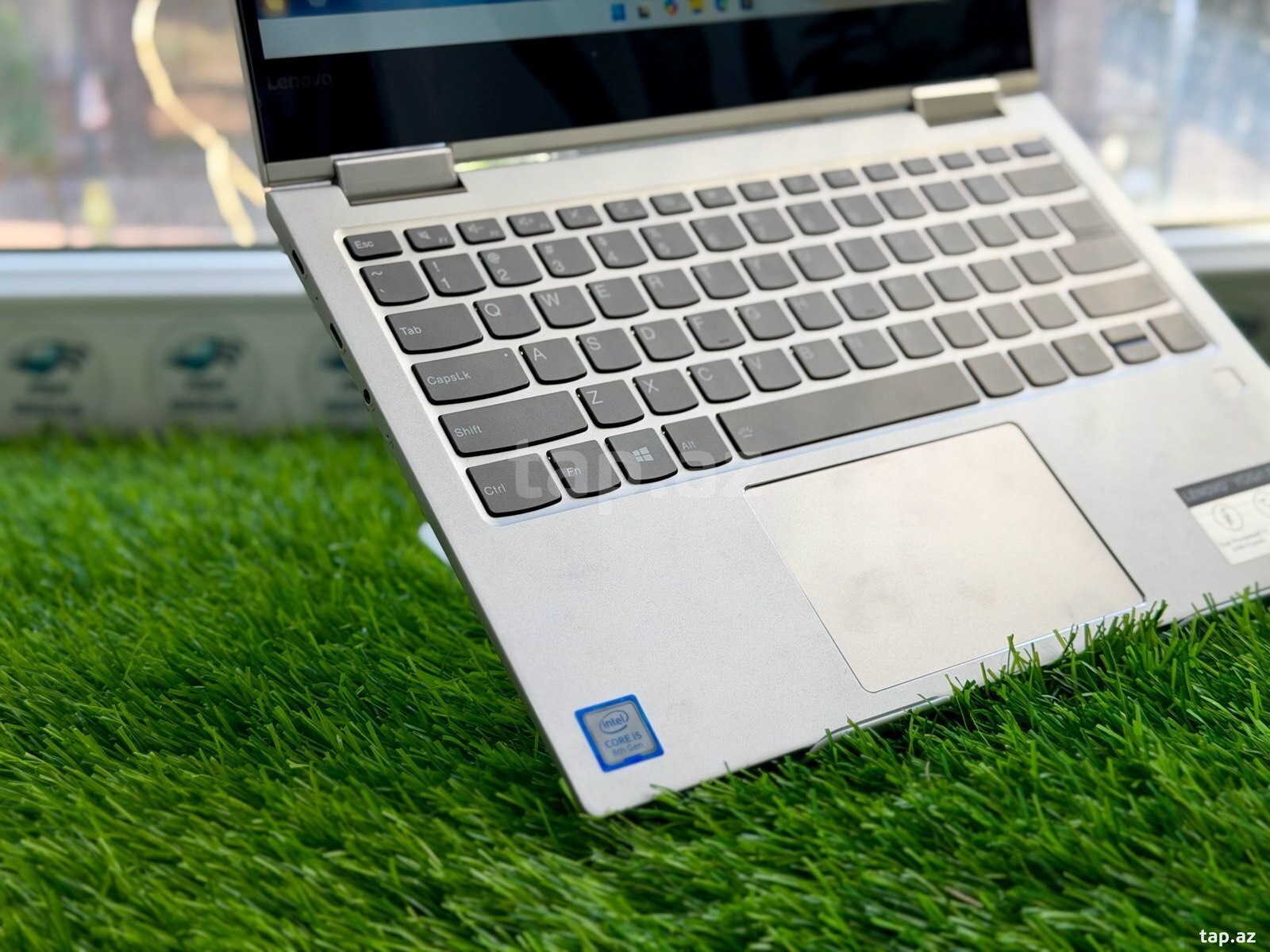 Lenovo Yoga (5)