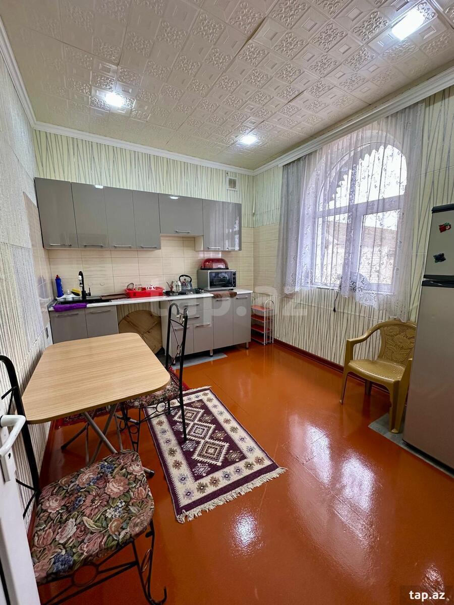 Həyət evi kirayə verilir, Ruhulla Axundov küç.32B (4)
