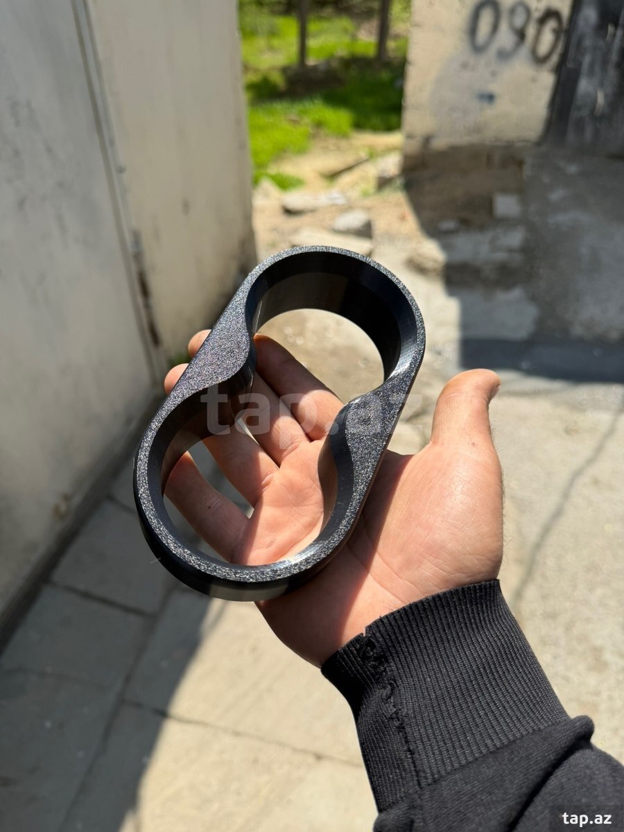 Niva stəkan qabı
