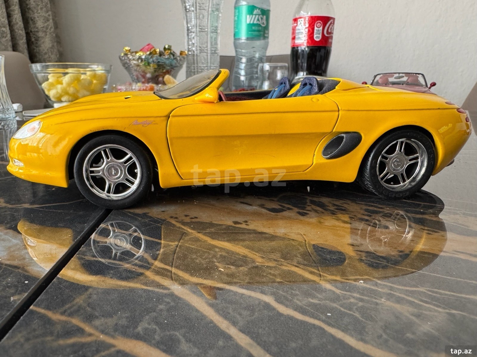 Mustang Mach 1/18 modeli (2)