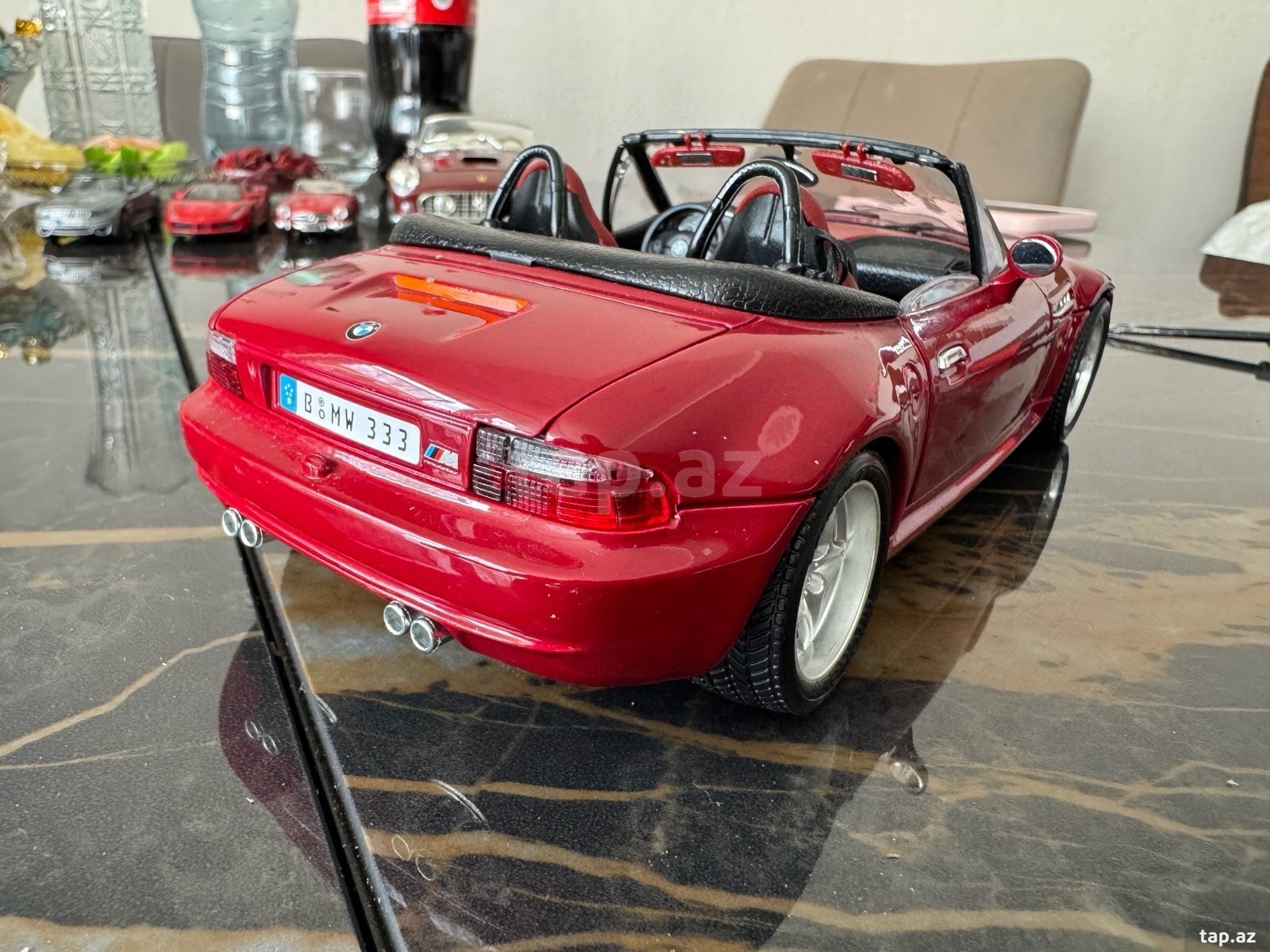 Model BMW M 1/18 (3)