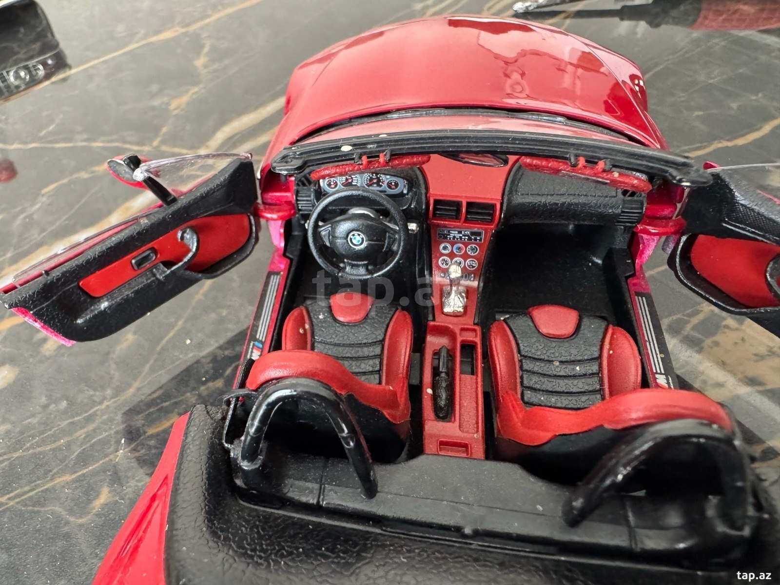 Model BMW M 1/18 (5)