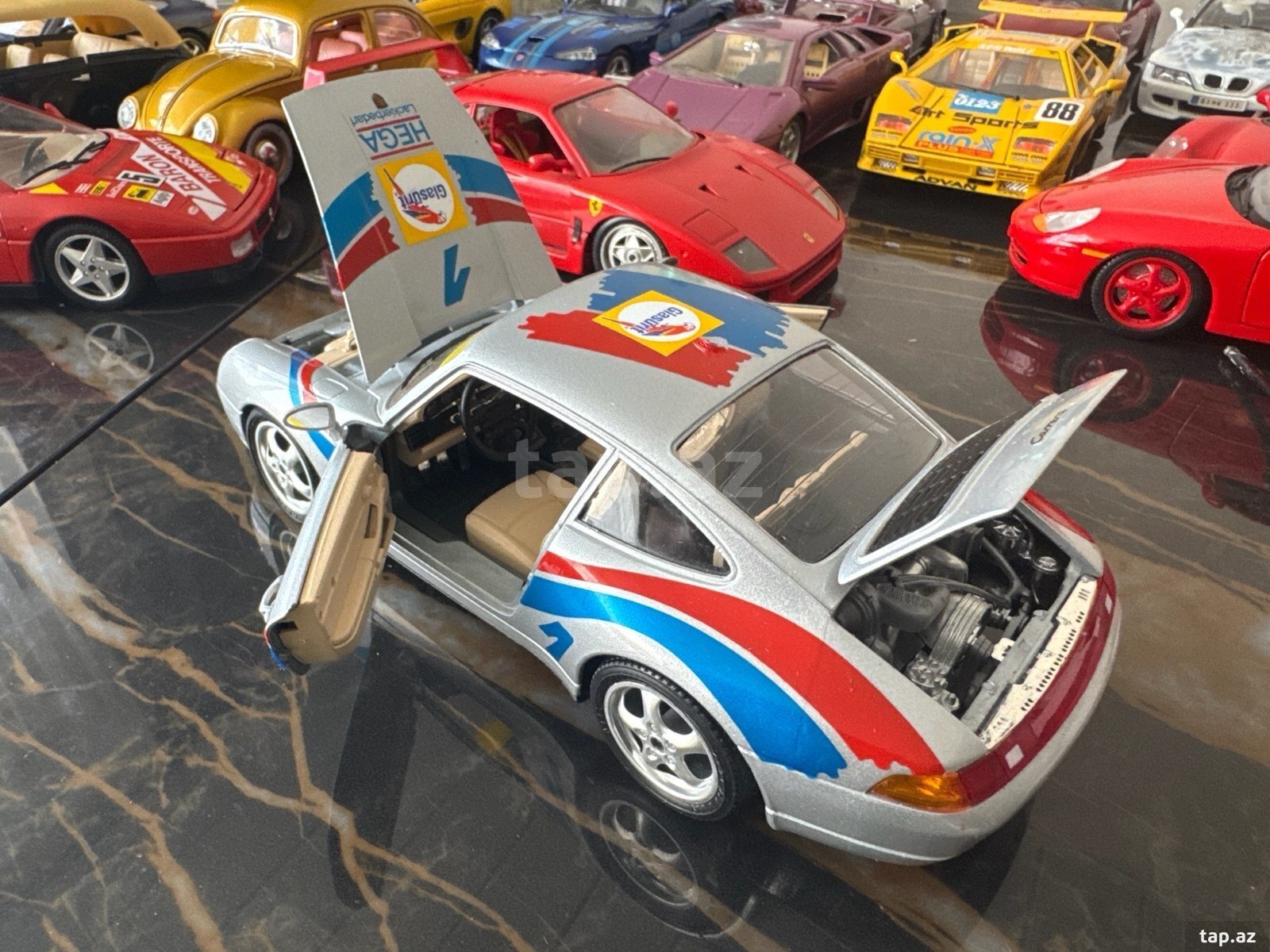 Model Porsche 1/18 (4)