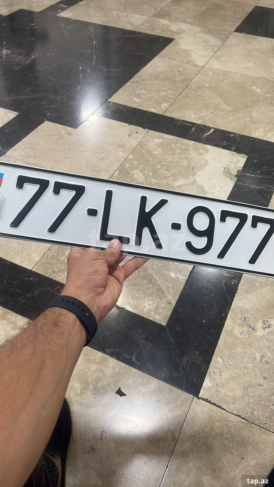 Avtomobil qeydiyyat nişanı - 77-LK-977