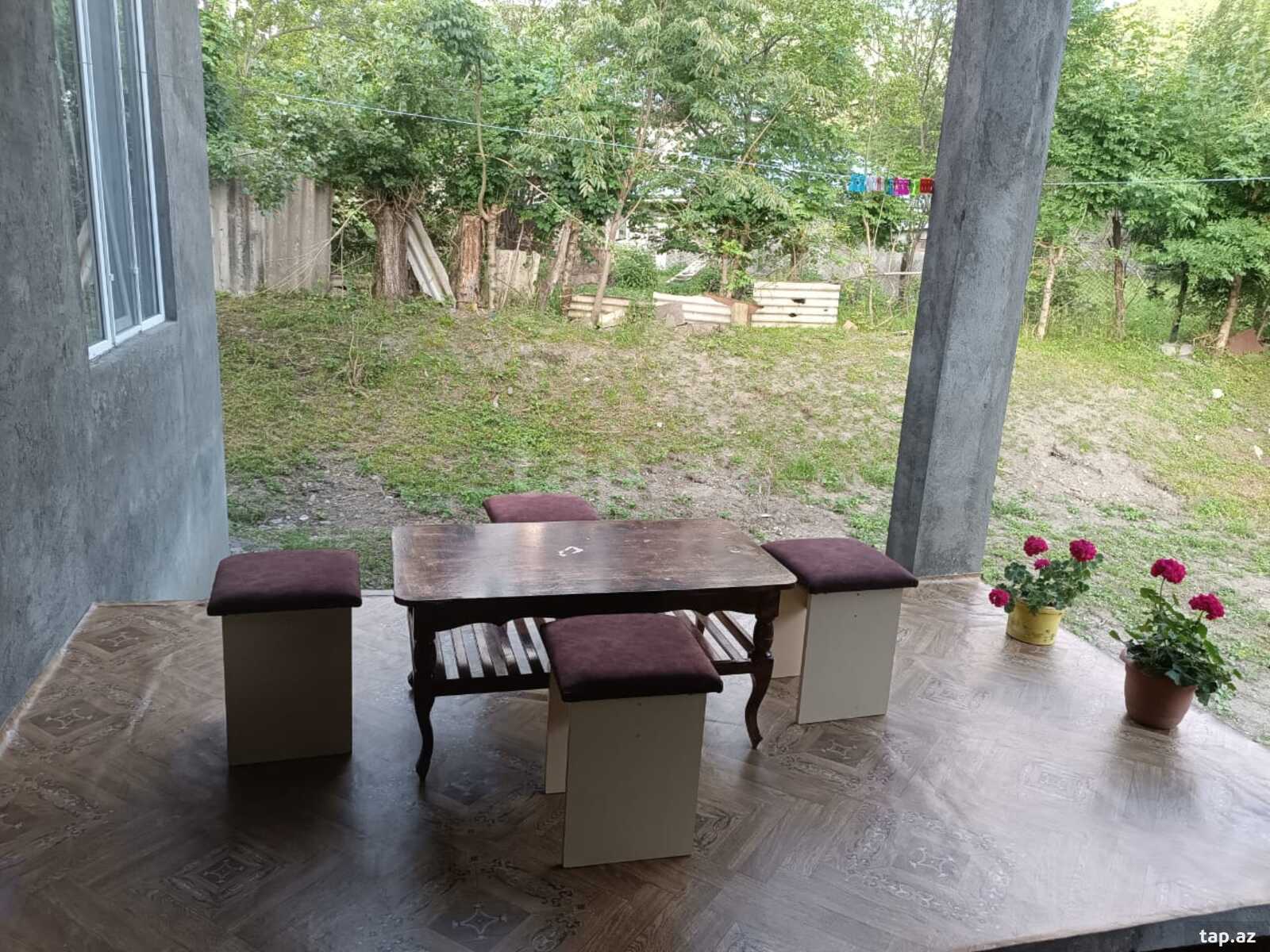 Həyət evi kirayə verilir, Qax r.