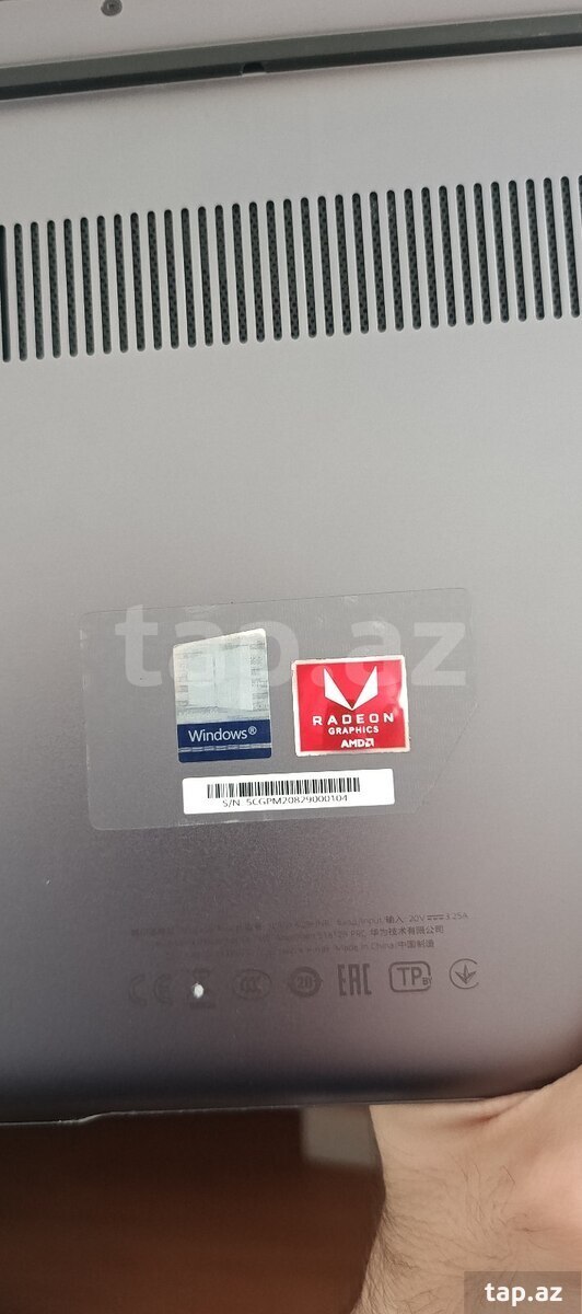 Noutbuk Huawei  (4)