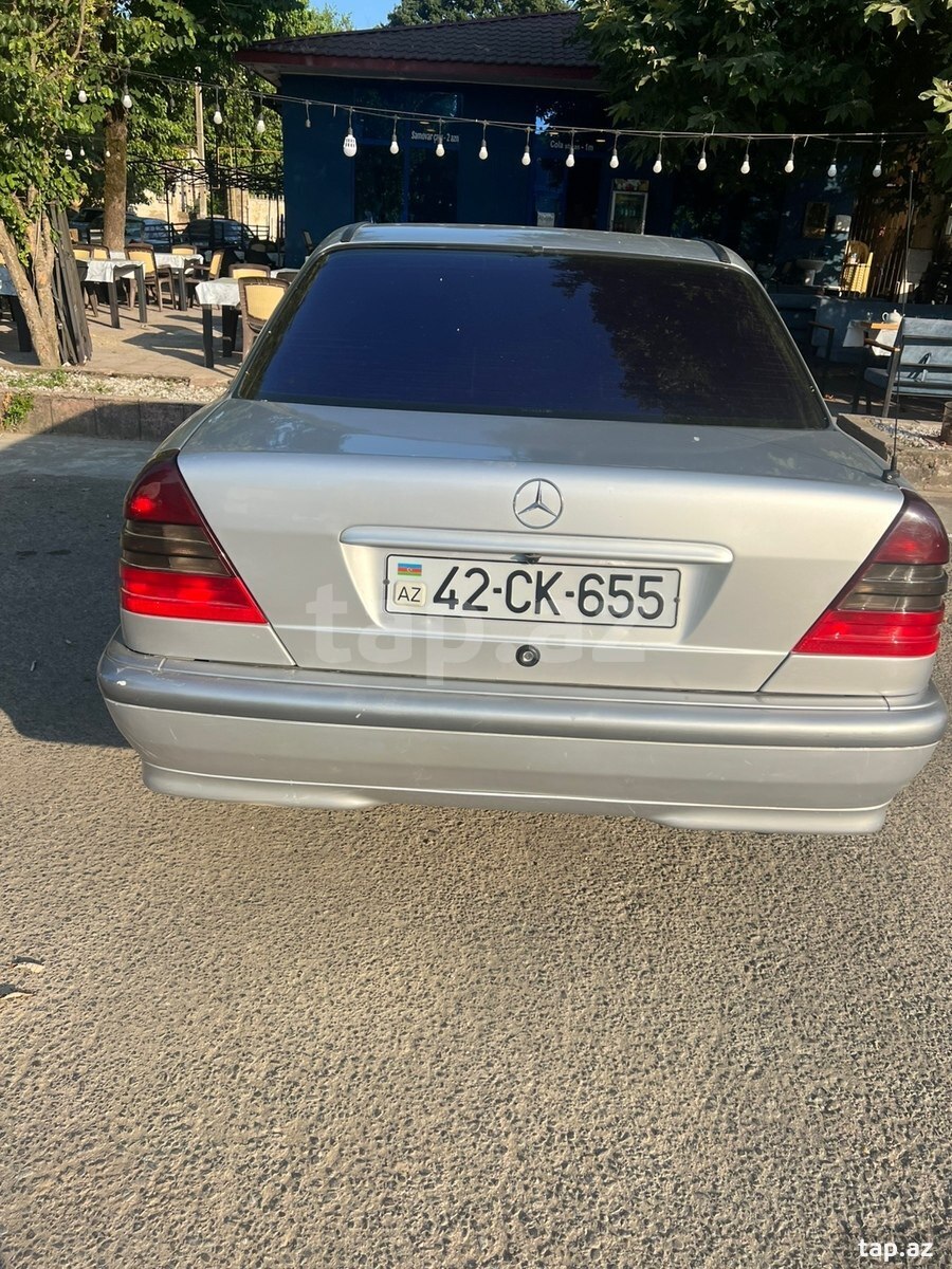 Mercedes C 180, 1998 il (11)
