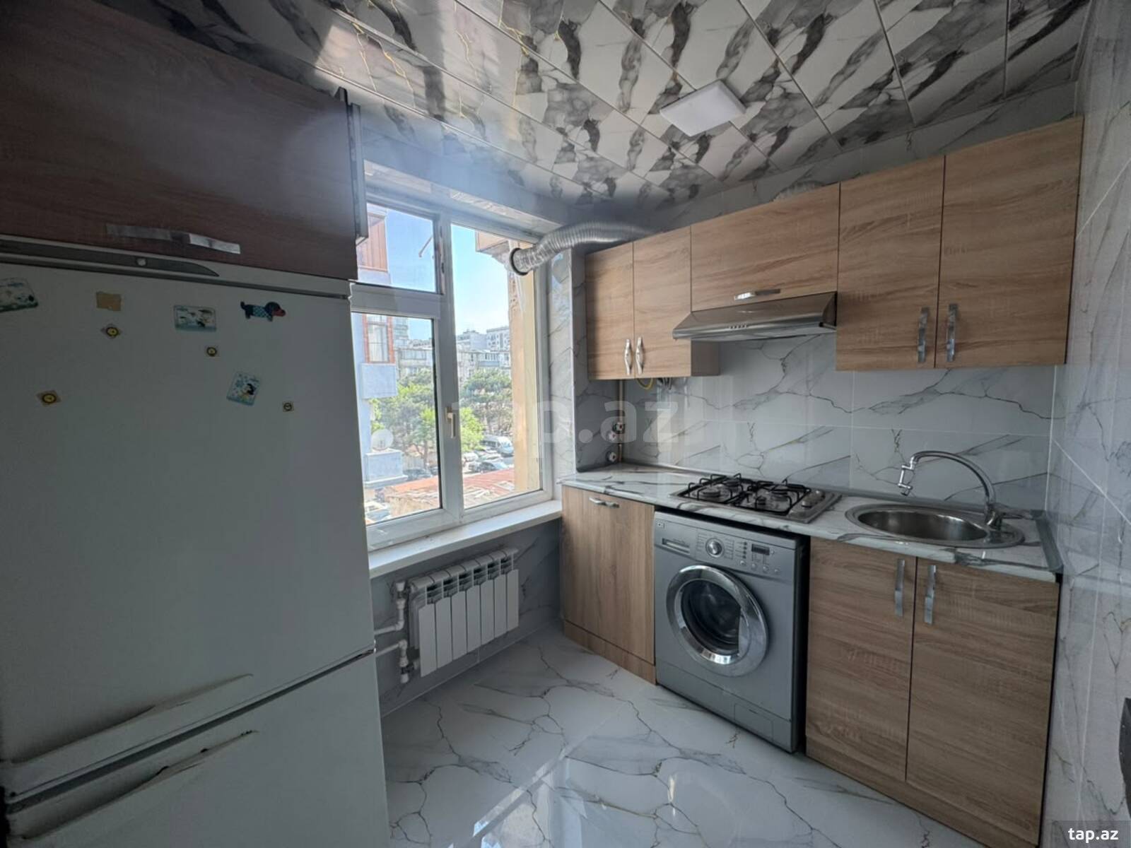 2-otaqlı mənzil kirayə verilir, Inşaatçılar m., 50 m² (2)