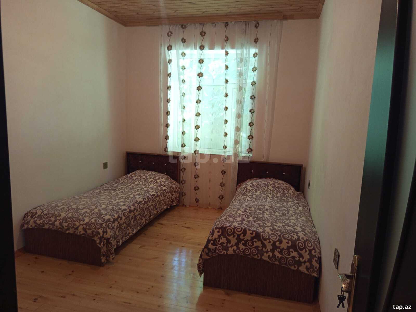 Həyət evi kirayə verilir, İsmayıllı r. (4)