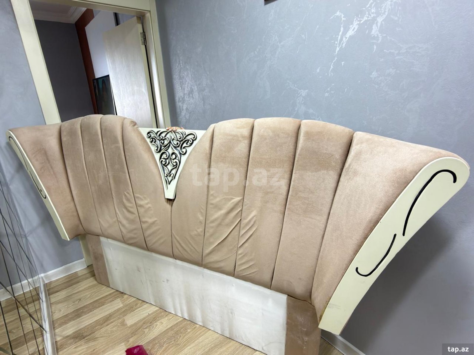 Yataq başlığı