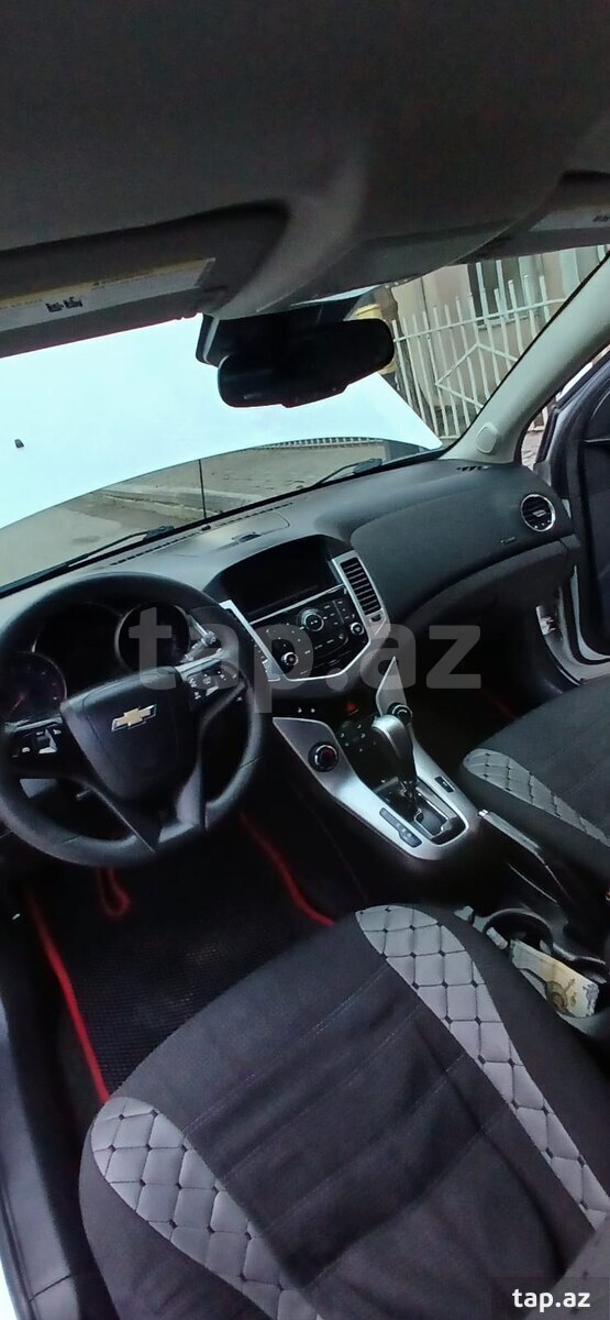 Chevrolet Cruze, 2013 il (8)