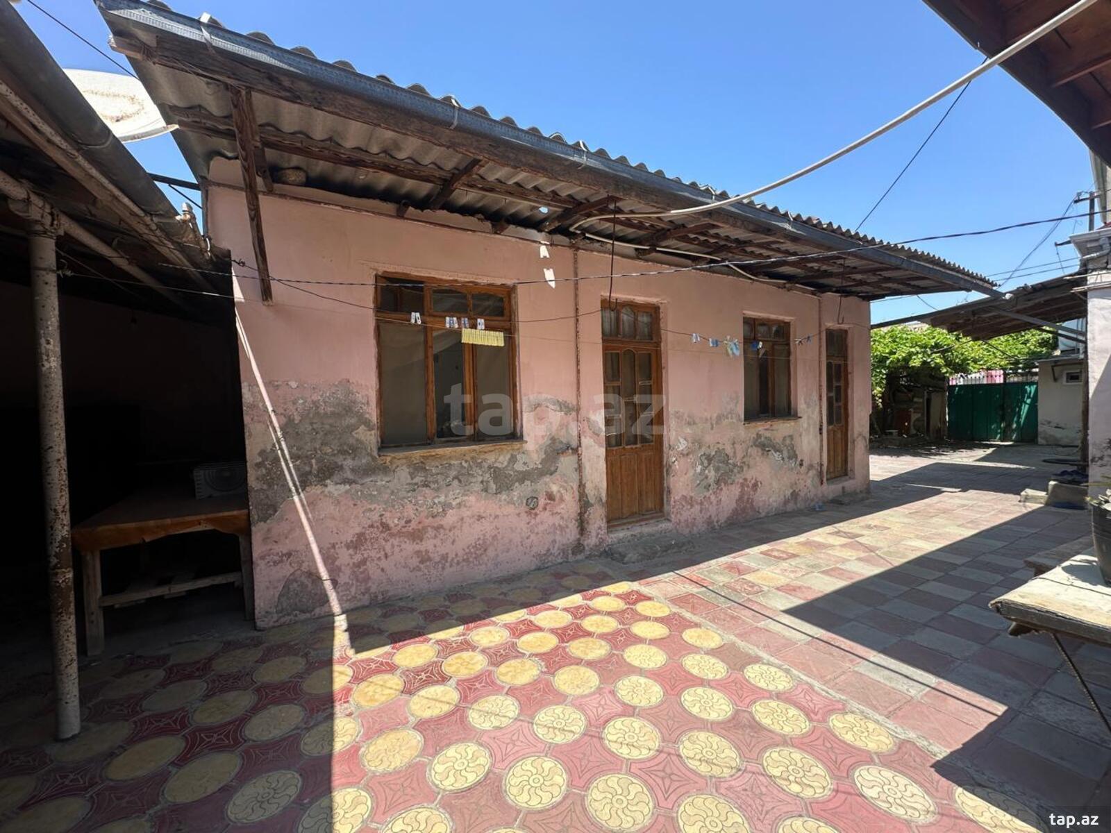 2-otaqlı mənzil kirayə verilir, Köhnə Suraxanı qəs., 70 m²