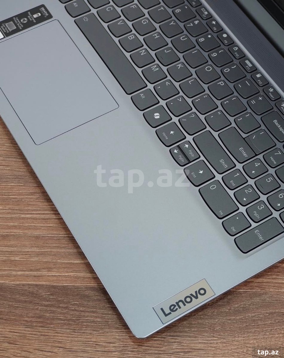 Lenovo IdeaPad Slim 3 15IRU9 14 (9)
