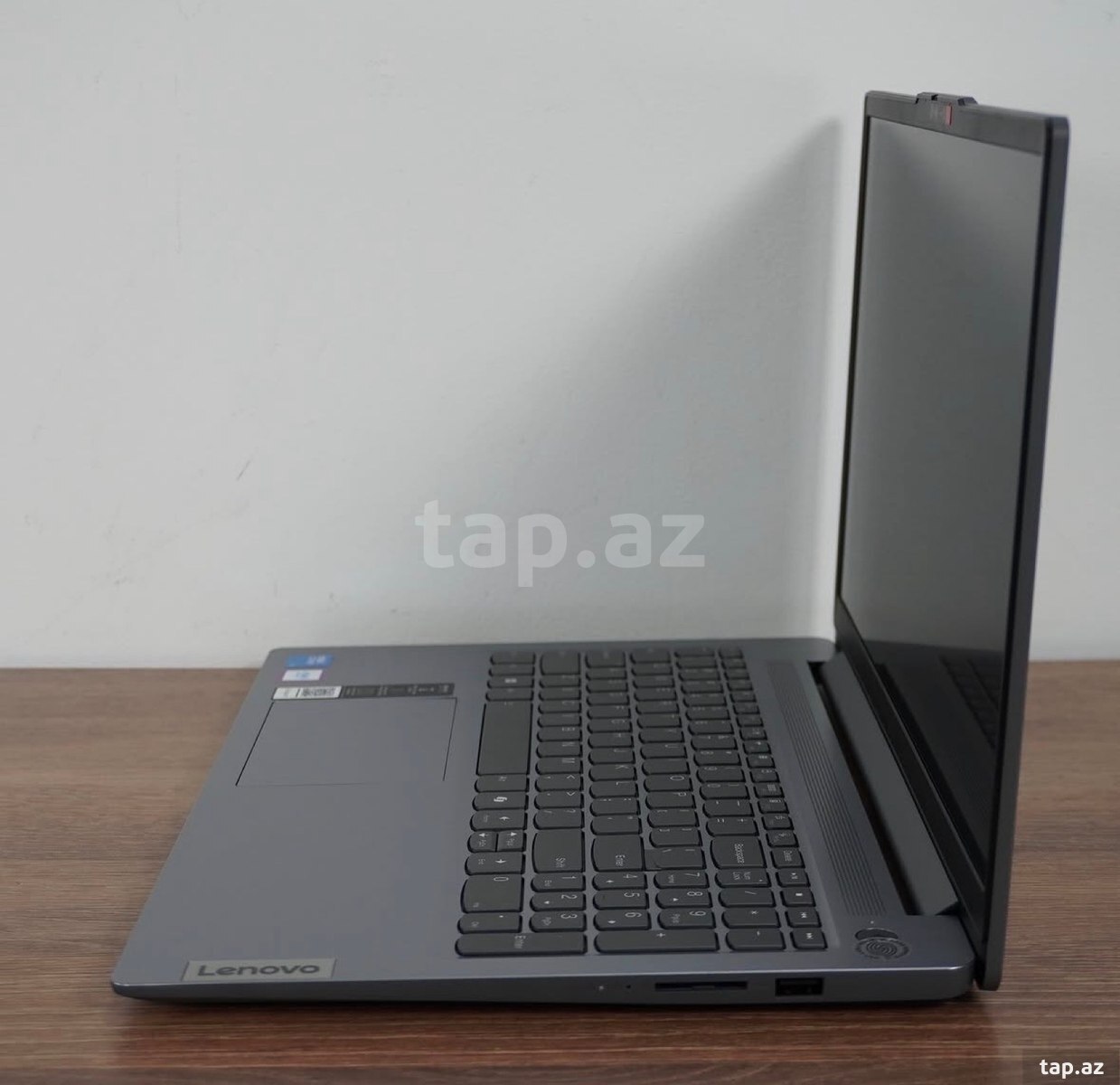 Lenovo IdeaPad Slim 3 15IRU9 14 (3)
