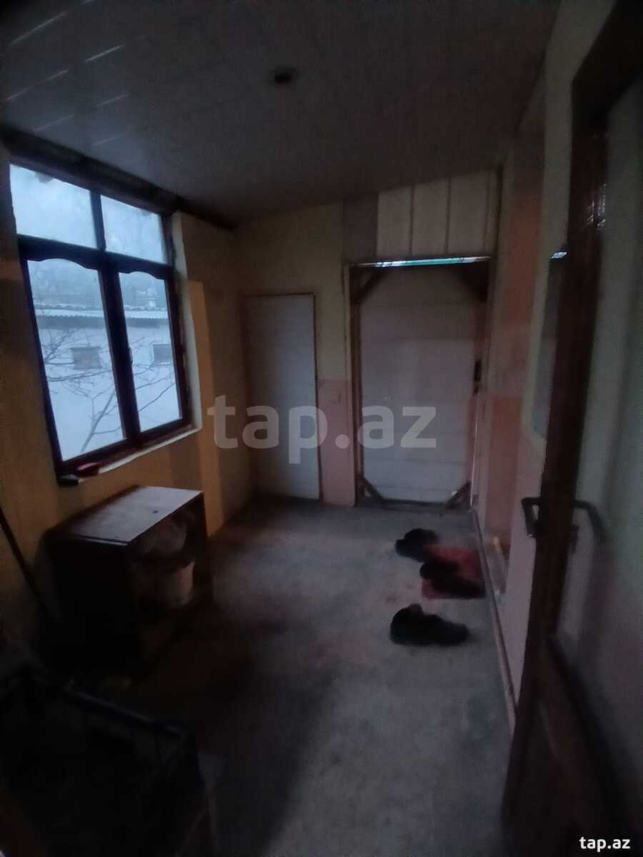 Həyət evi, Hövsan qəs. (9)