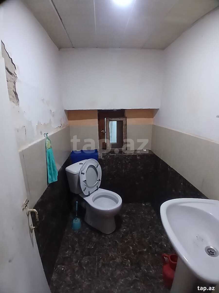 Həyət evi, Hövsan qəs. (24)