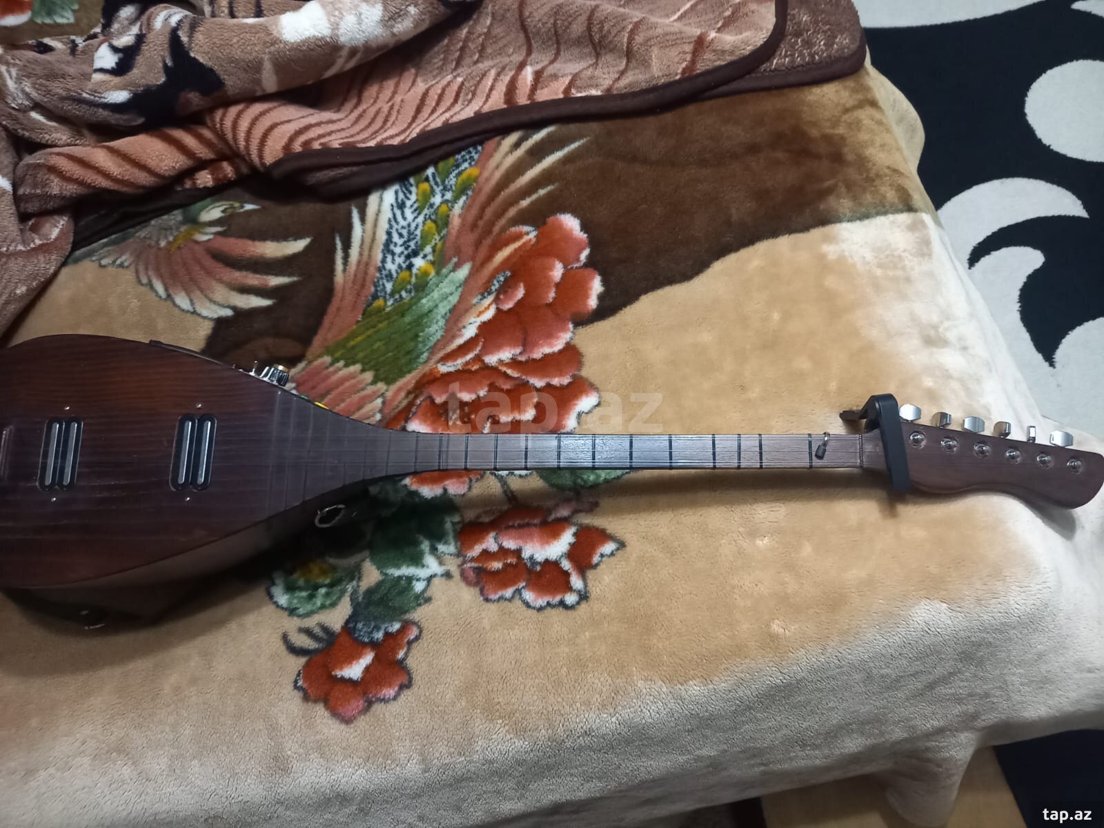 Milli elektron saz (4)