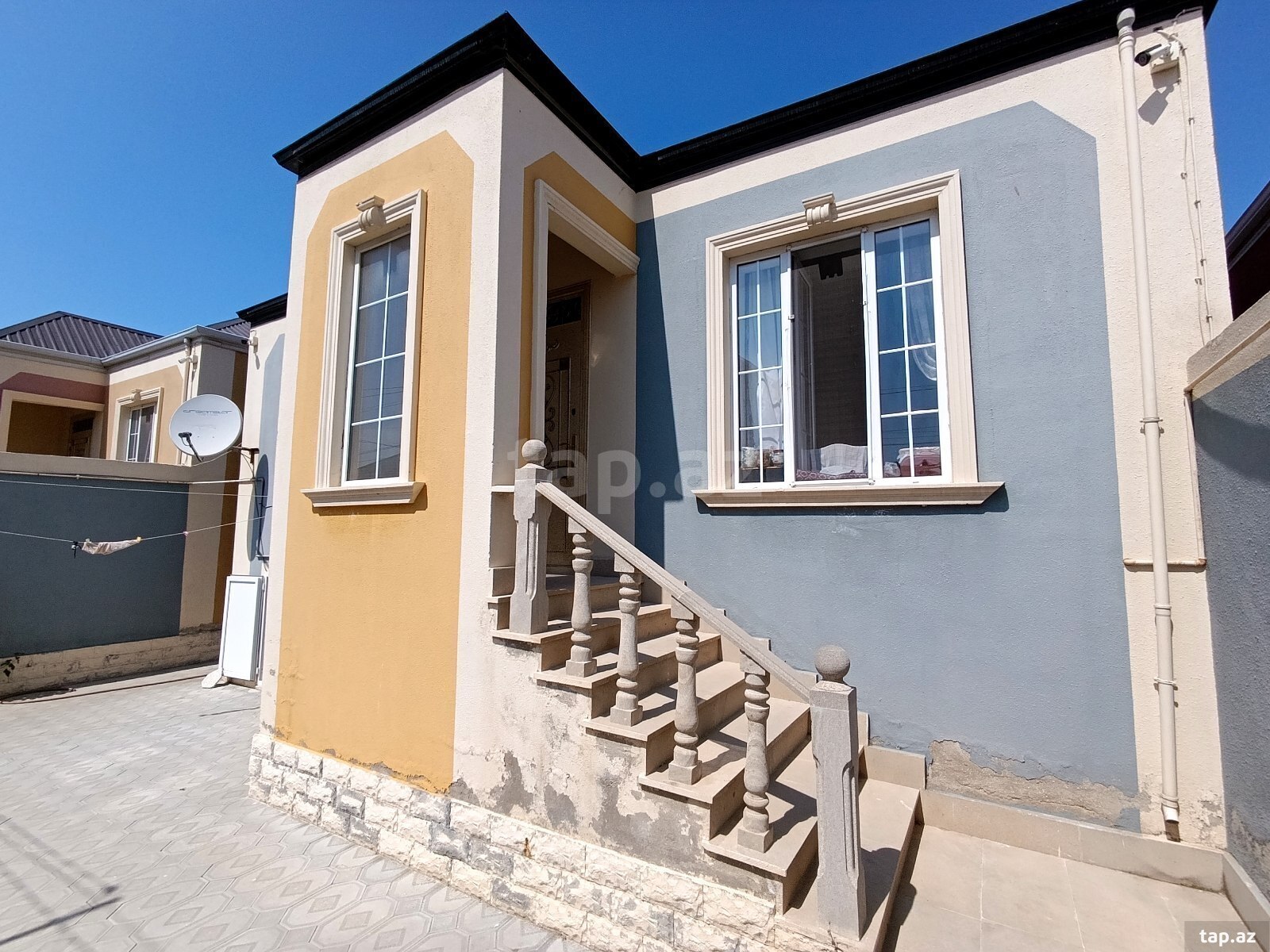 Həyət evi, Zabrat qəs. (2)