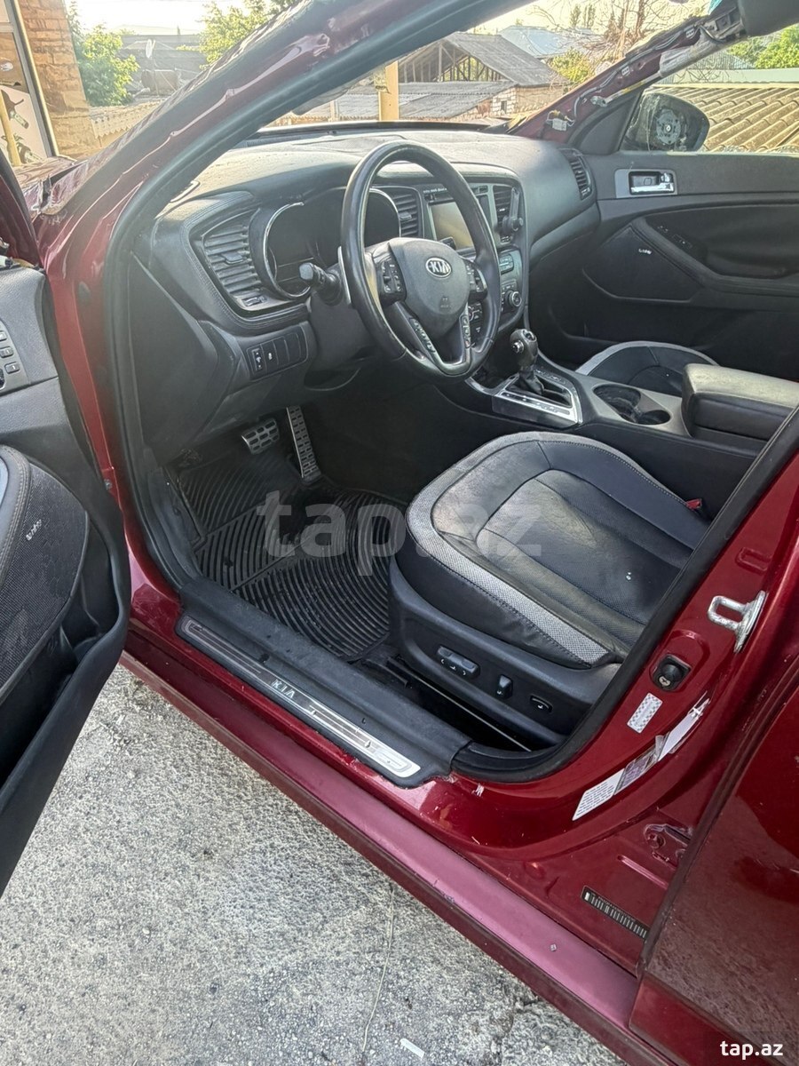 KIA Optima, 2012 il (4)