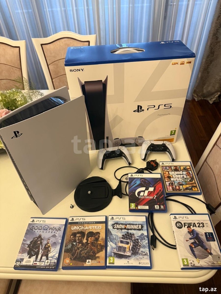 Sony Playstation 5 825GB
