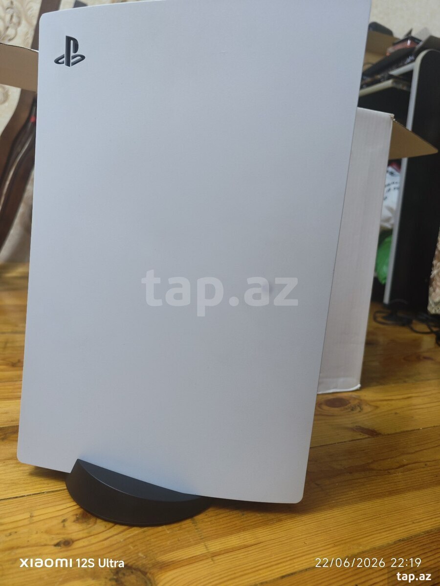 Playstation 5 (4)