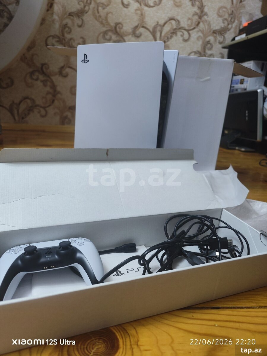 Playstation 5 (5)