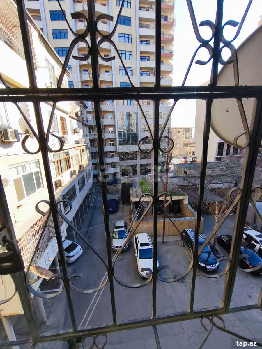 3-otaqlı mənzil kirayə verilir, Üzeyir Hacıbəyov küç., 80 m² (11)