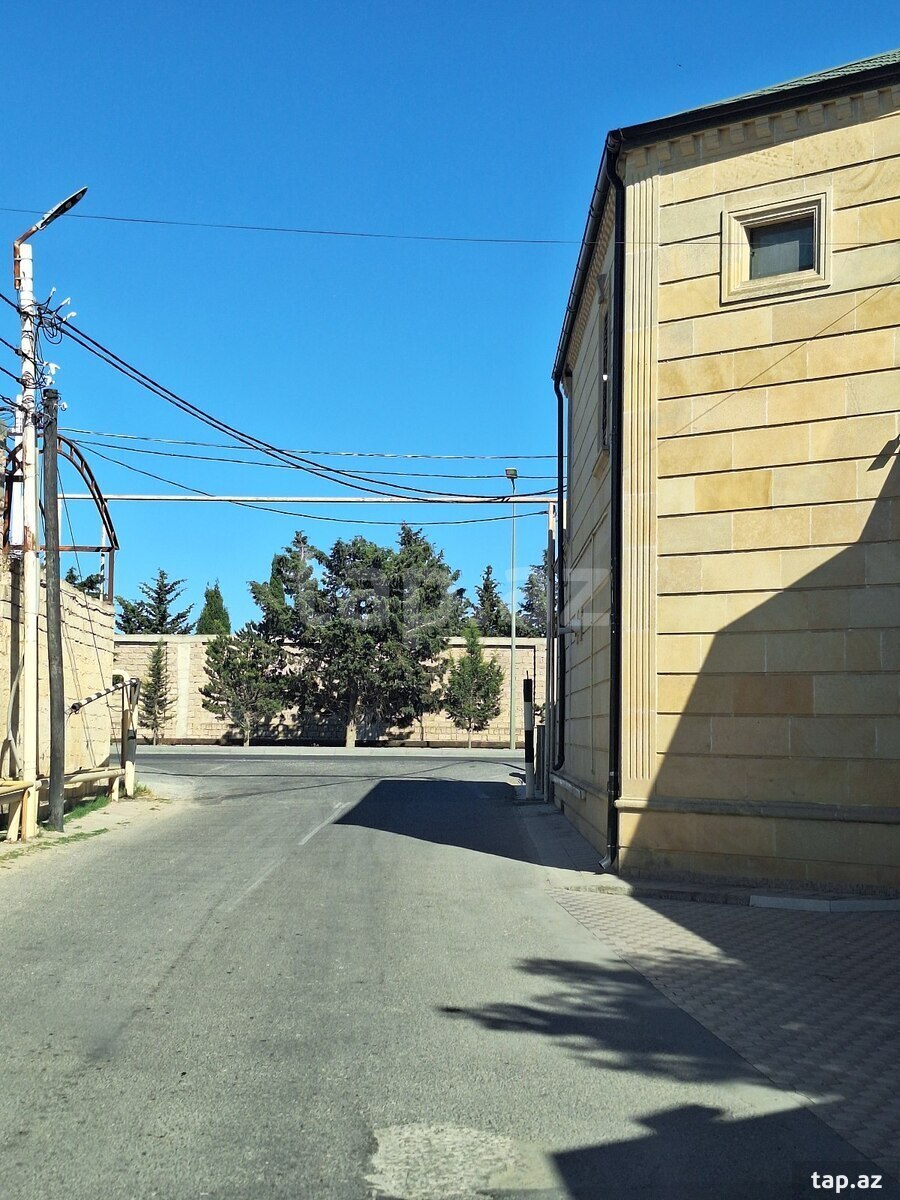 20 sot torpaq sahəsi, Şüvəlan qəs. (9)