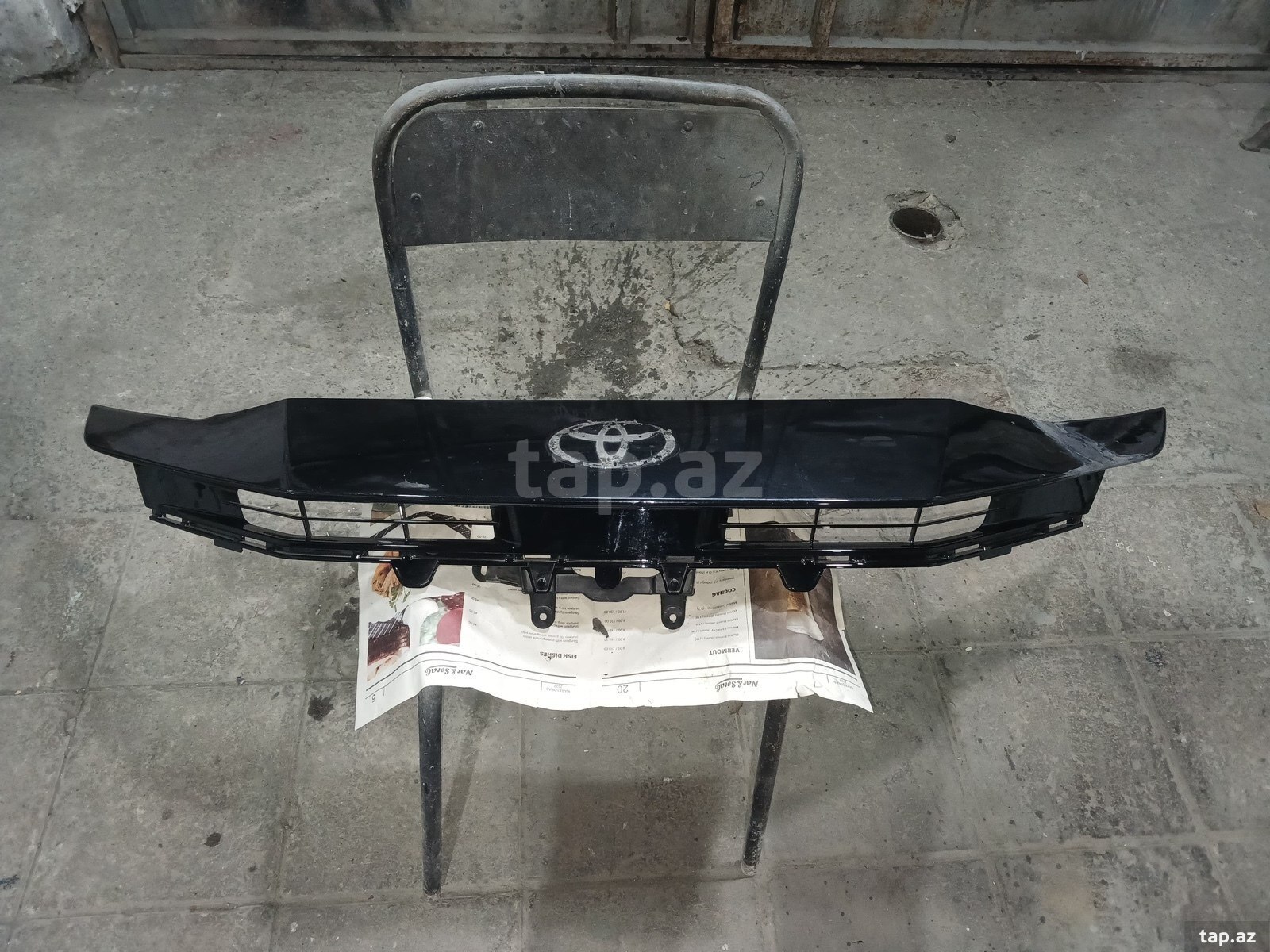 Toyota Camry 2022-2024 radiator barmaqlığı