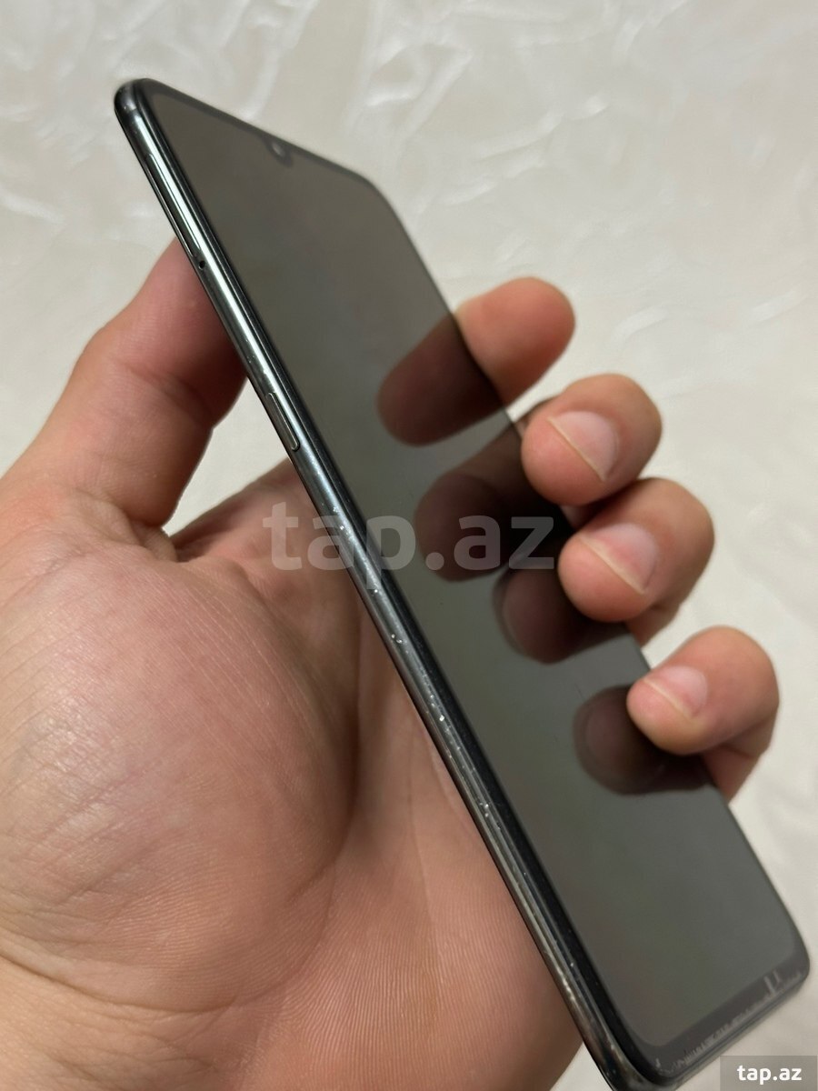 Xiaomi Mi 9 Piano Black 64GB/6GB (6)