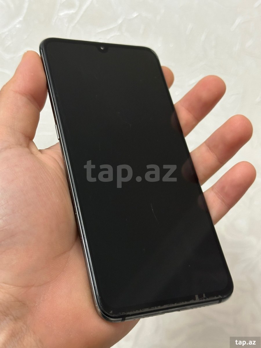 Xiaomi Mi 9 Piano Black 64GB/6GB (2)