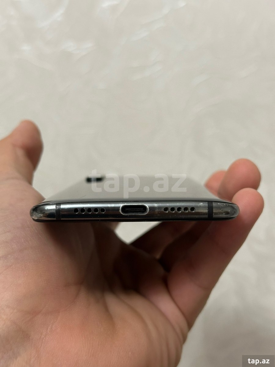 Xiaomi Mi 9 Piano Black 64GB/6GB (4)