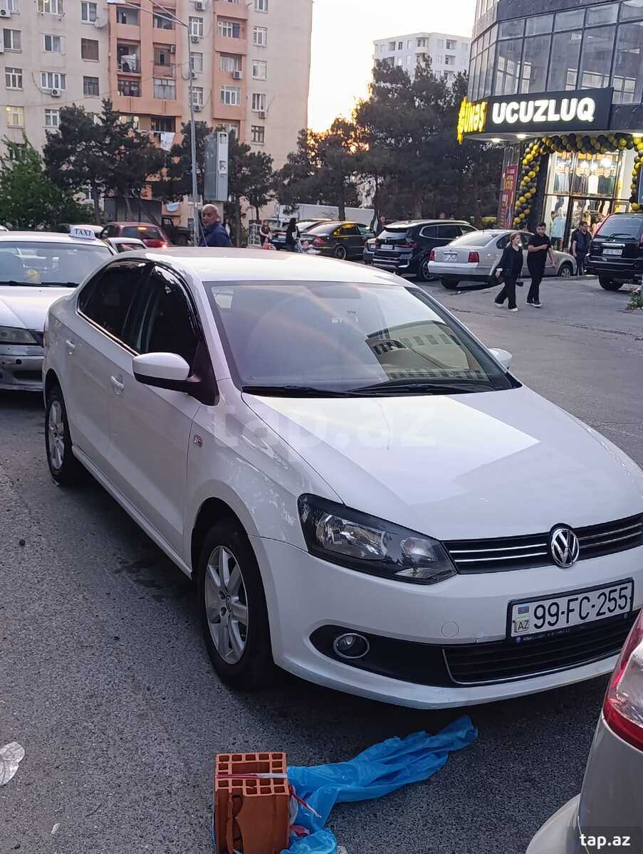 Volkswagen Polo, 2013 il (2)