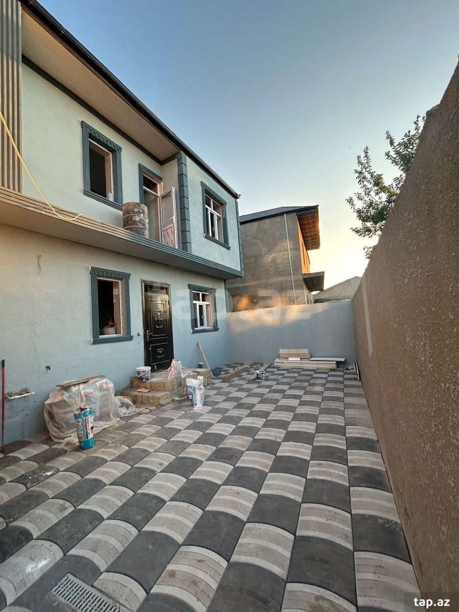 Həyət evi, Corat qəs. (2)