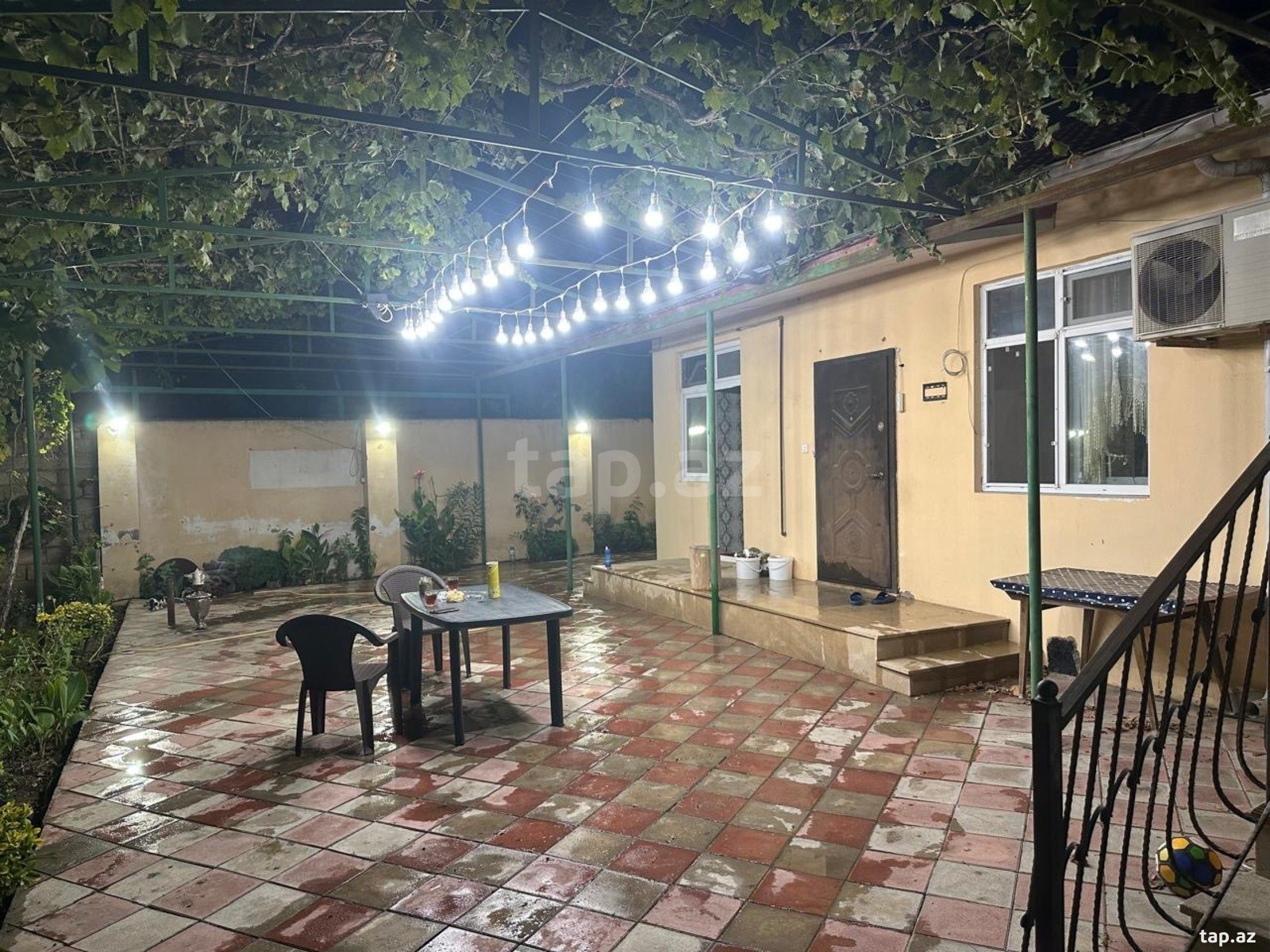 Bağ evi, Buzovna qəs. (9)