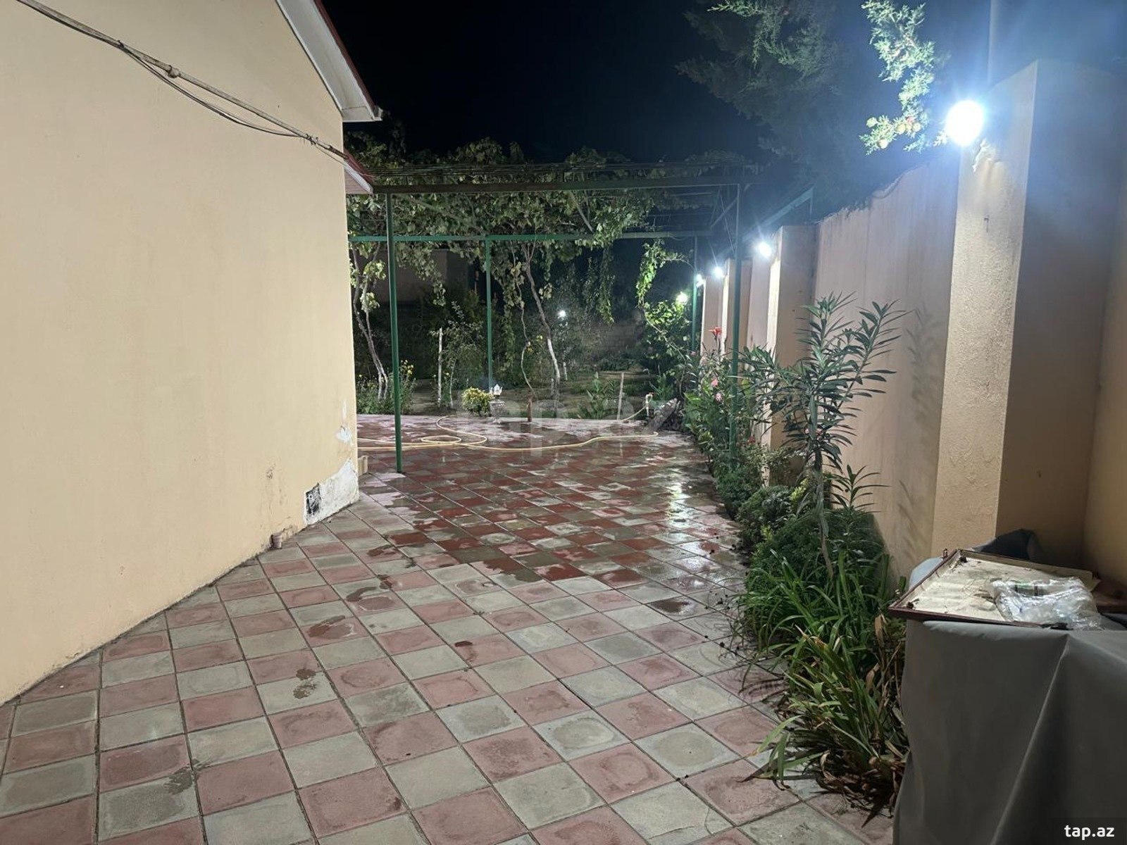 Bağ evi, Buzovna qəs. (39)