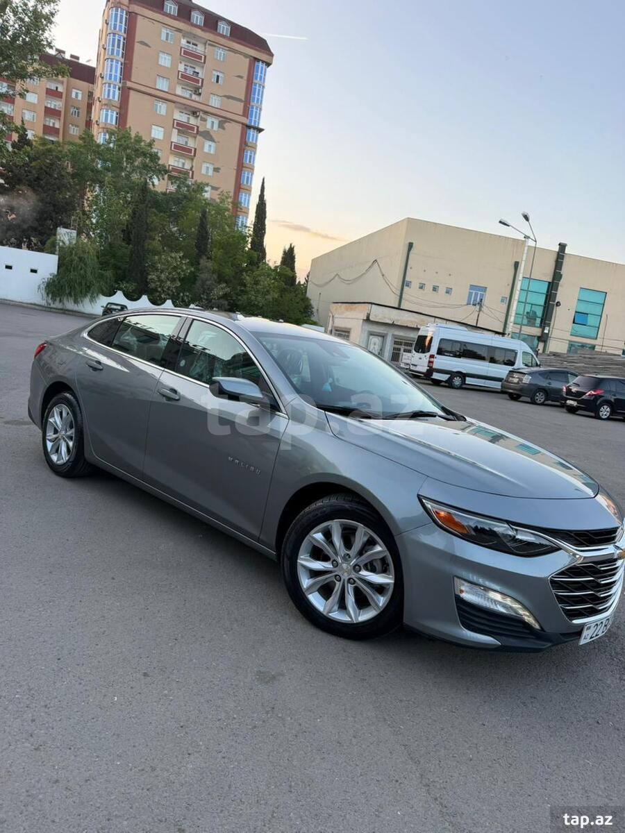 Chevrolet Malibu, 2023 il (3)