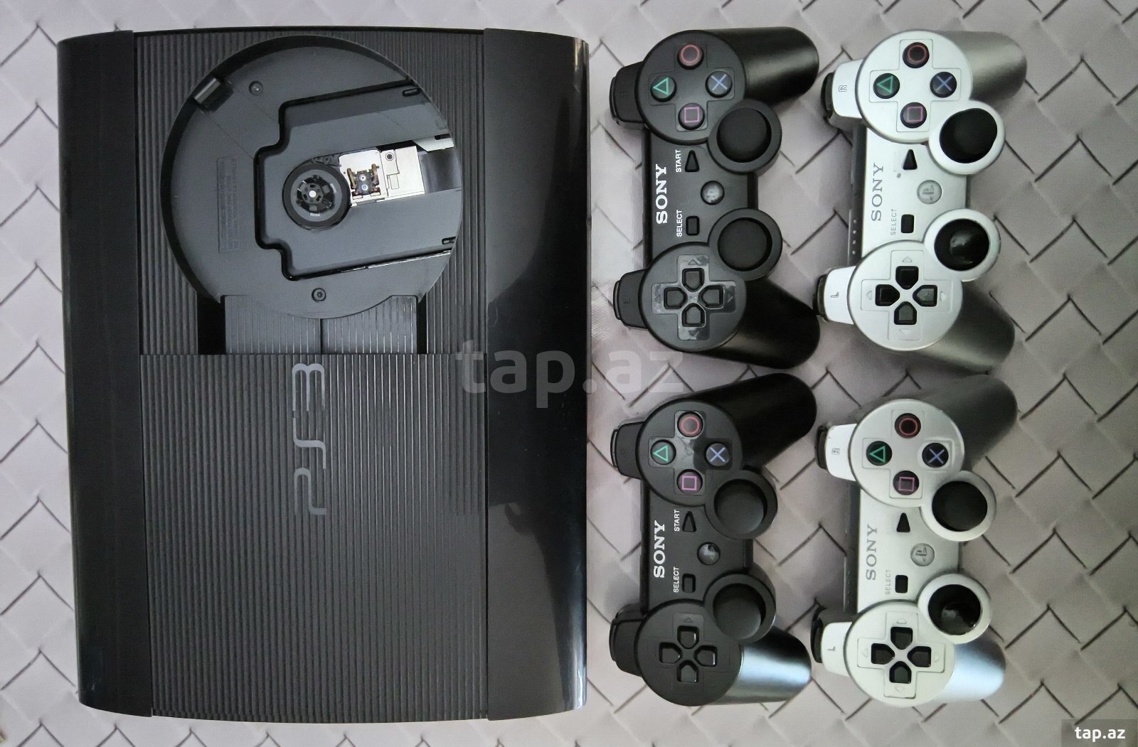  Sony PlayStation 3 Super Slim 500 GB (3)