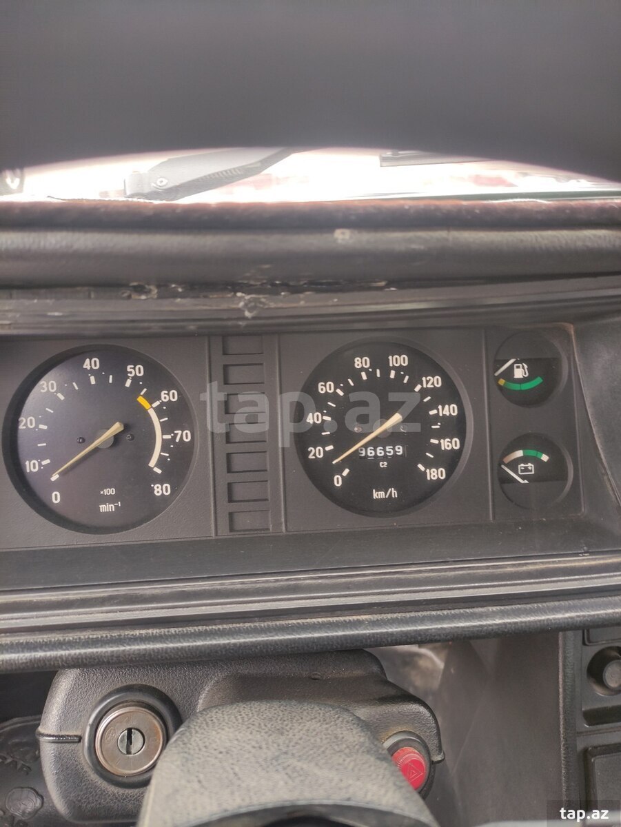 LADA (VAZ) 2107, 2007 il (5)