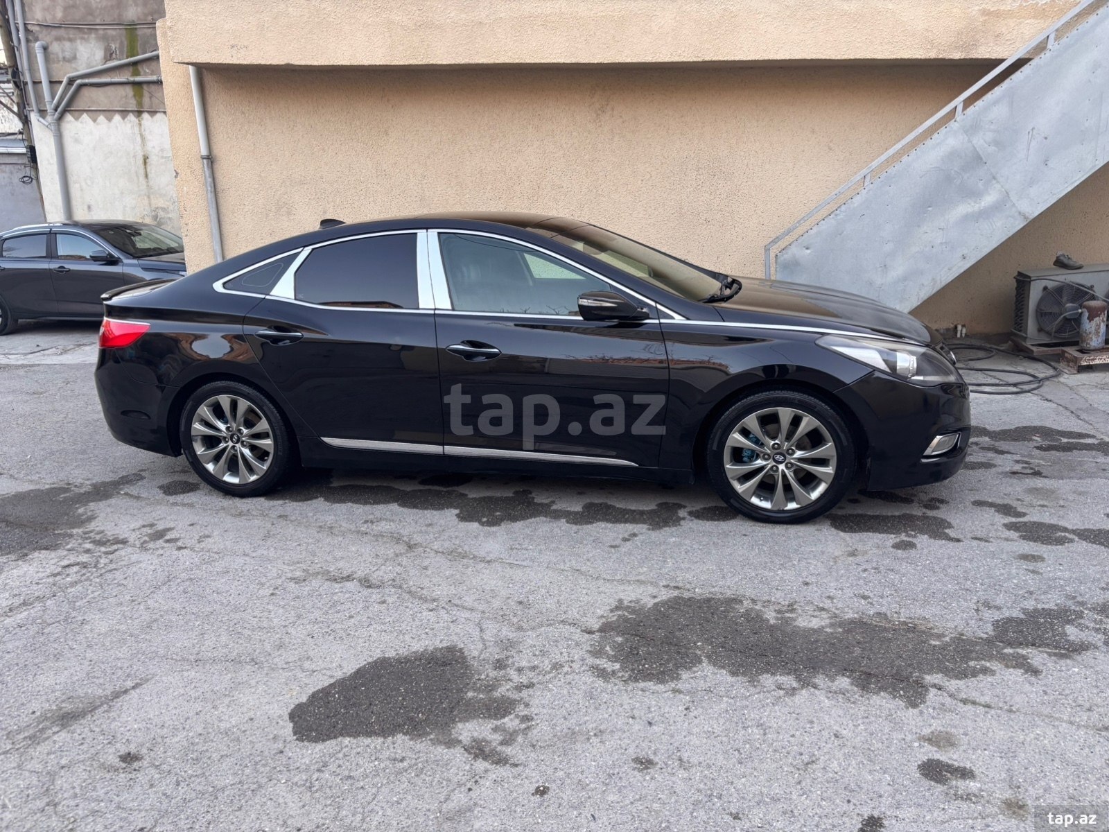 Hyundai Azera, 2012 il (8)