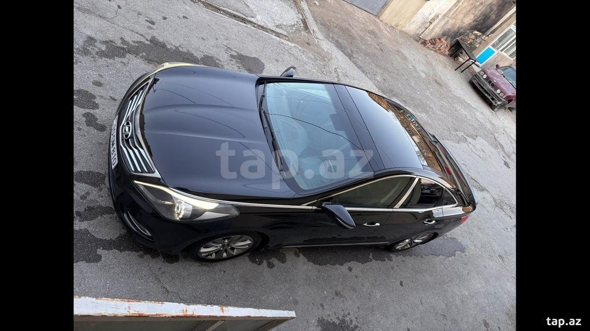 Hyundai Azera, 2012 il (3)