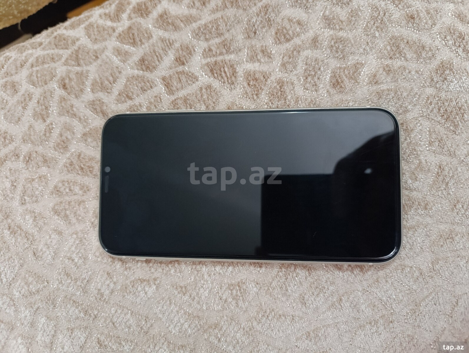 Apple iPhone 11 White 64GB/4GB (4)