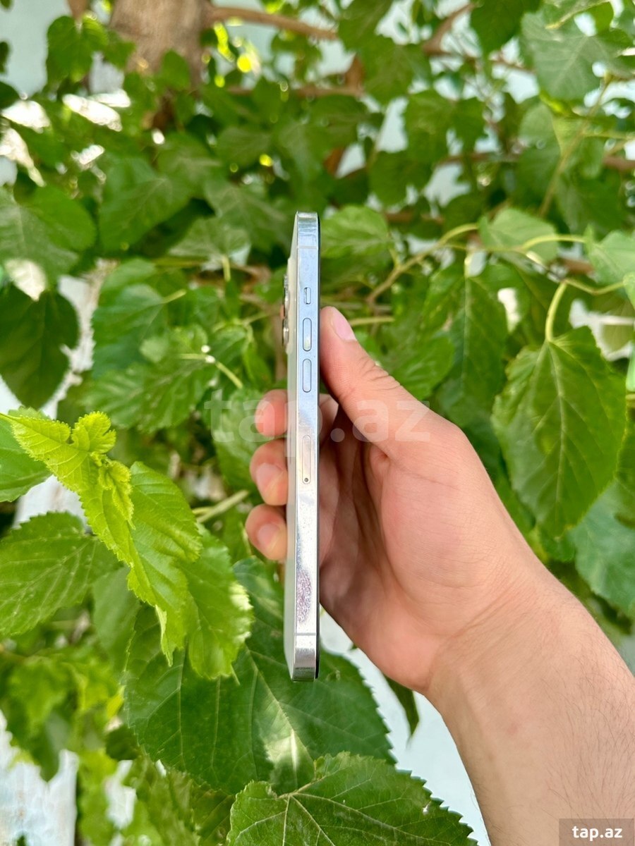 Apple iPhone 12 Pro Max Silver 128GB/6GB (4)
