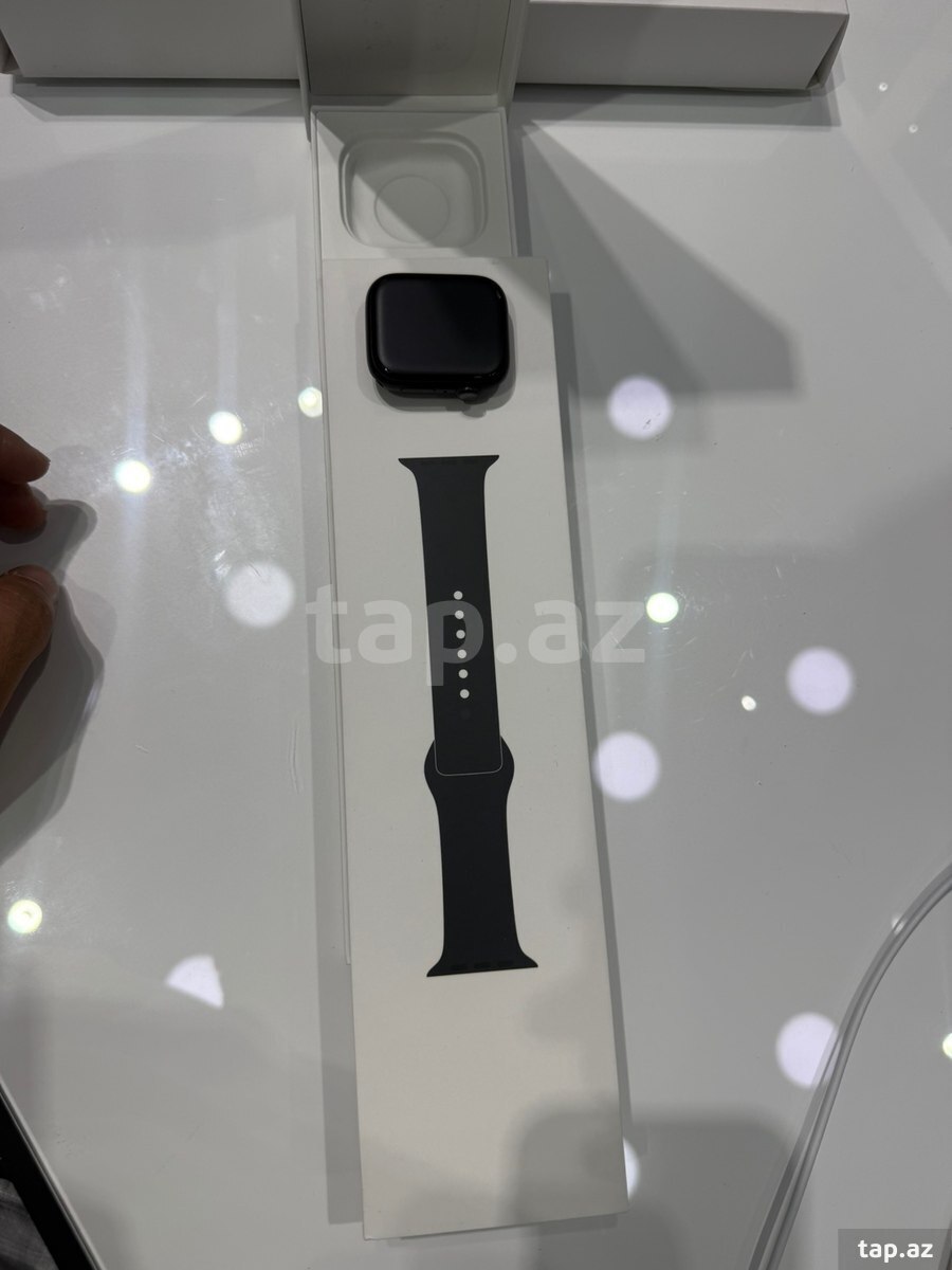 Apple Watch Series 8 Aluminum Midnight 45mm